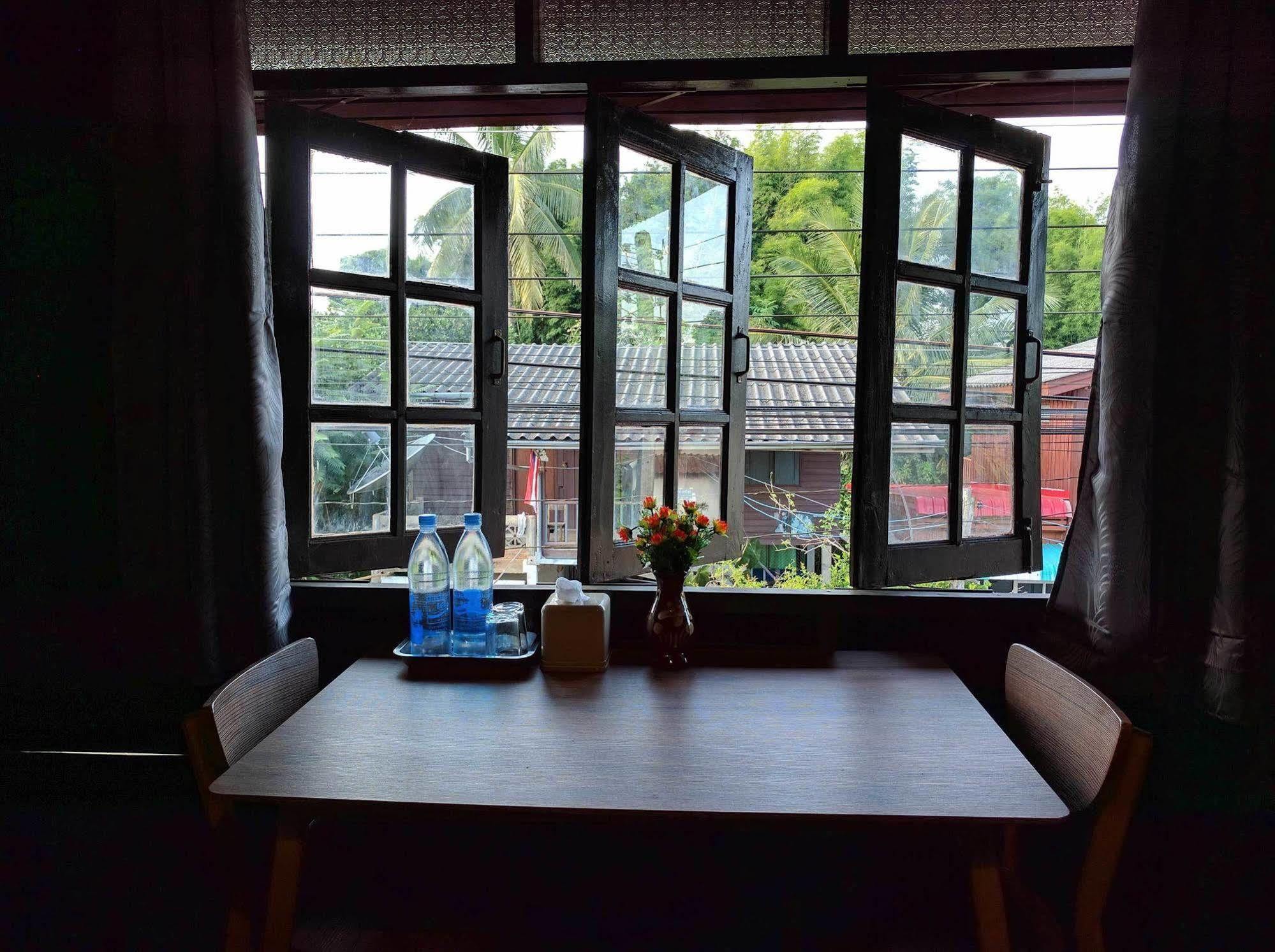 Funky Box Hostel 치앙콩 외부 사진